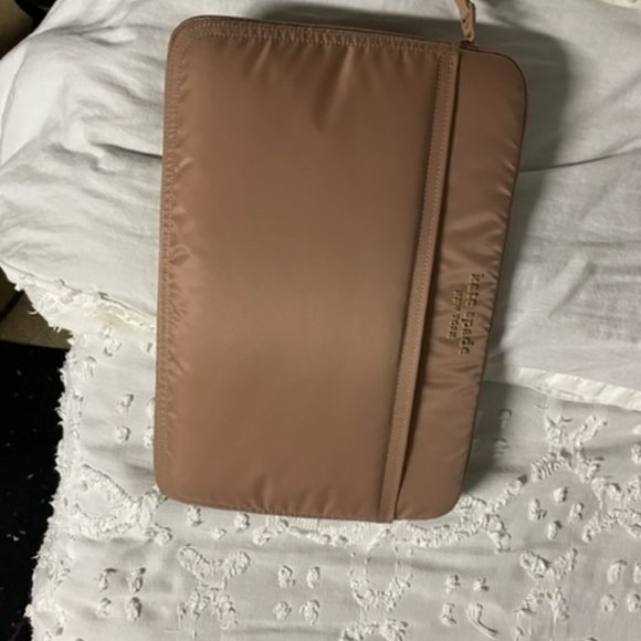 Kate Spade Laptop Sleeve - Picture 4 of 6